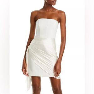 NWOT Cinq à Sept
Kennith Sash Mini Dress Size 6 $349